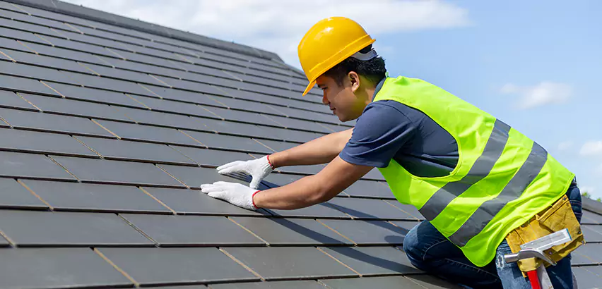 Professional Hail Damage Roof Repair Services in Brooklyn, WI