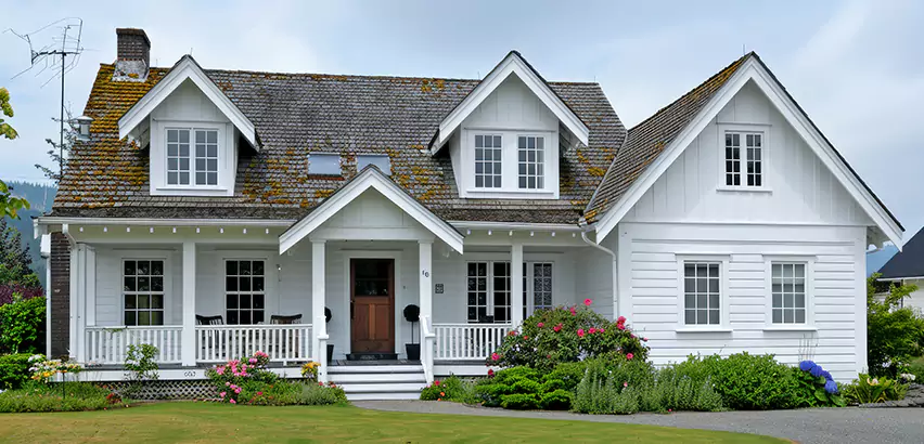 Professional Roofing and Siding Services in Brooklyn, WI