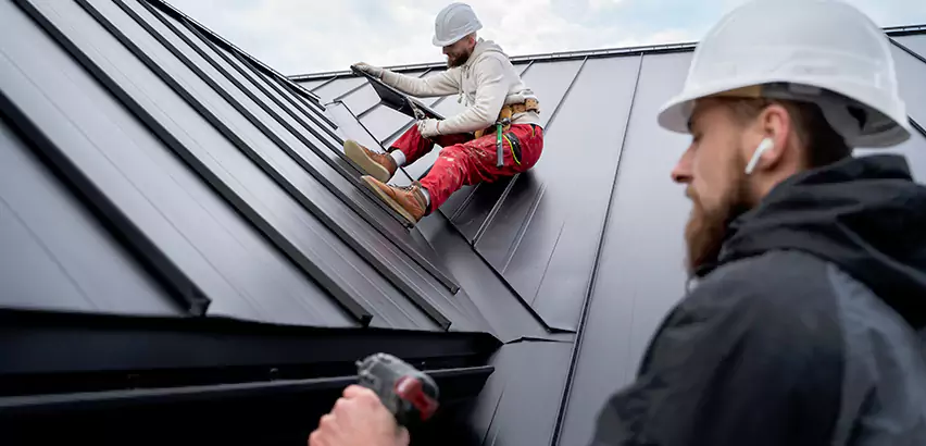 Professional Steel Roof Installation Services in Brooklyn, WI